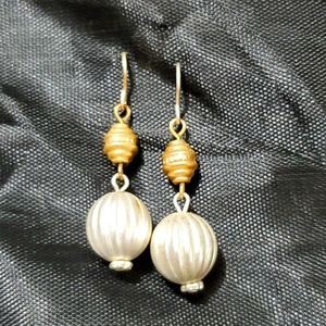 Beautiful lightweight earrings